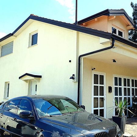 Jacuzzi Penthouse Apartment Матулі Екстер'єр фото