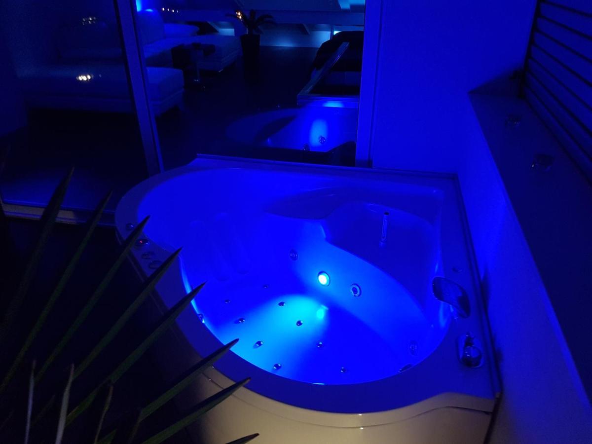 Jacuzzi Penthouse Apartment Матулі Екстер'єр фото