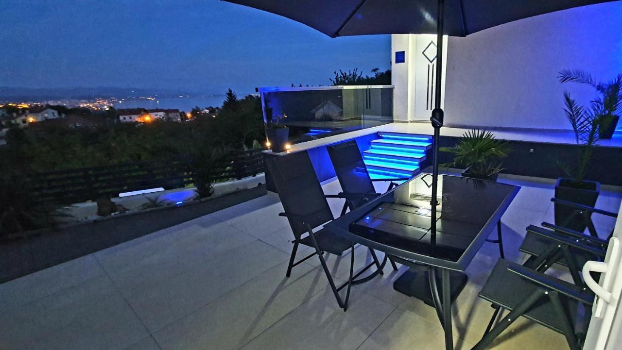Jacuzzi Penthouse Apartment Матулі Екстер'єр фото