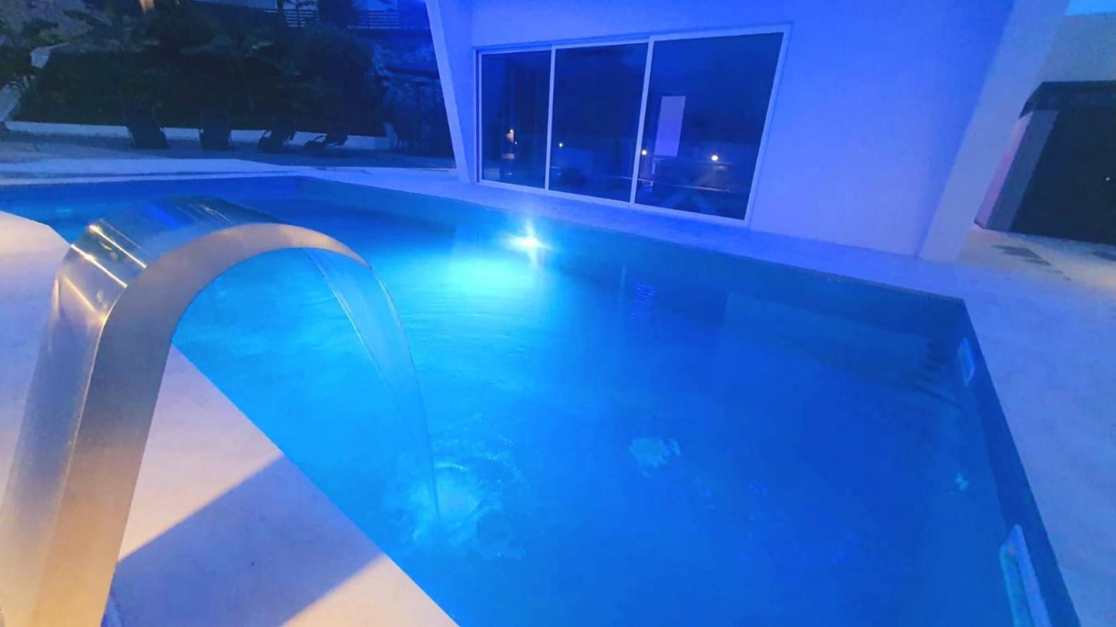 Jacuzzi Penthouse Apartment Матулі Екстер'єр фото