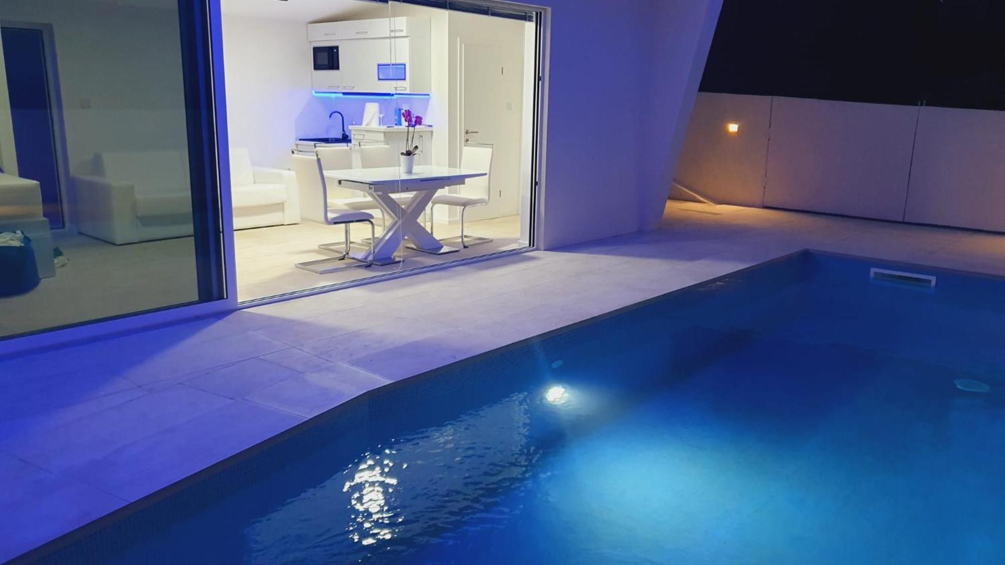 Jacuzzi Penthouse Apartment Матулі Екстер'єр фото