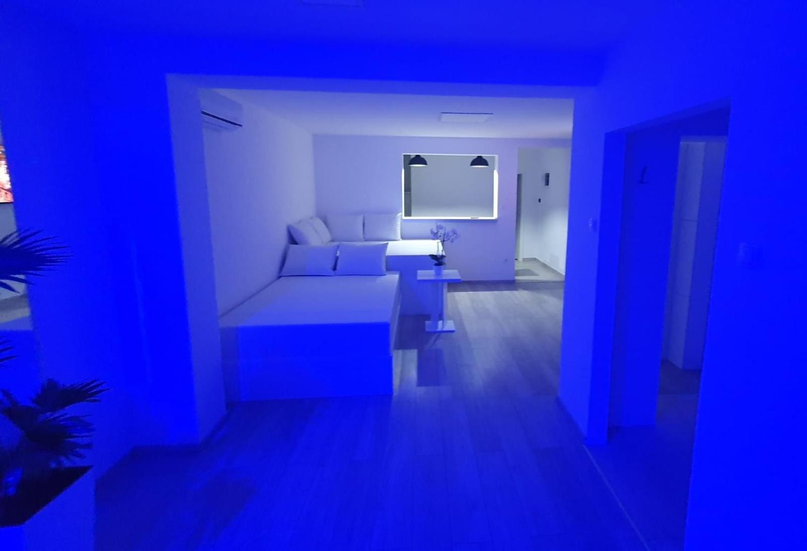 Jacuzzi Penthouse Apartment Матулі Номер фото