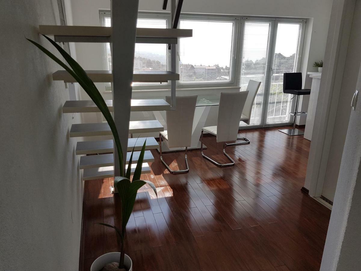 Jacuzzi Penthouse Apartment Матулі Екстер'єр фото